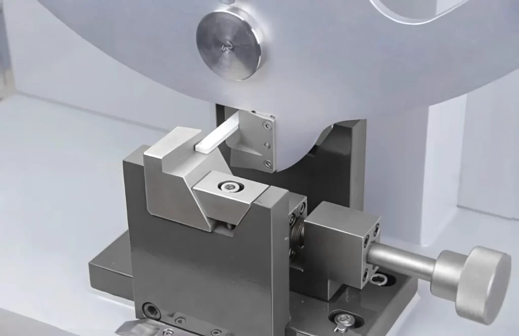 Comprobador de impacto universal Charpy Izod para plásticos – ToronHIT